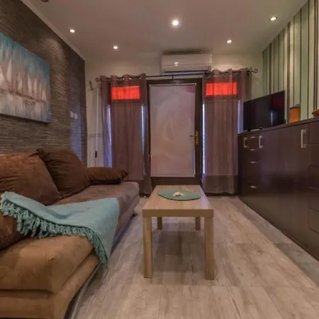 公寓 In With Sea View, Terrace, Air Conditioning, Wifi 4628-5