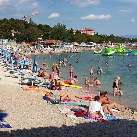 Апартаменты In With Sea View, Terrace, Air Conditioning, Wifi 4628-5 Цриквеница
