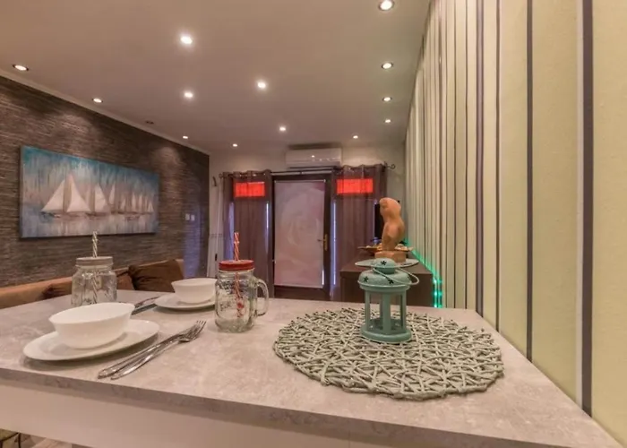 In With Sea View, Terrace, Air Conditioning, Wifi 4628-5 Crikvenica
