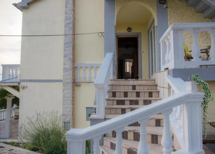 Apartment In With Sea View, Terrace, Air Conditioning, Wifi 4628-5 Crikvenica